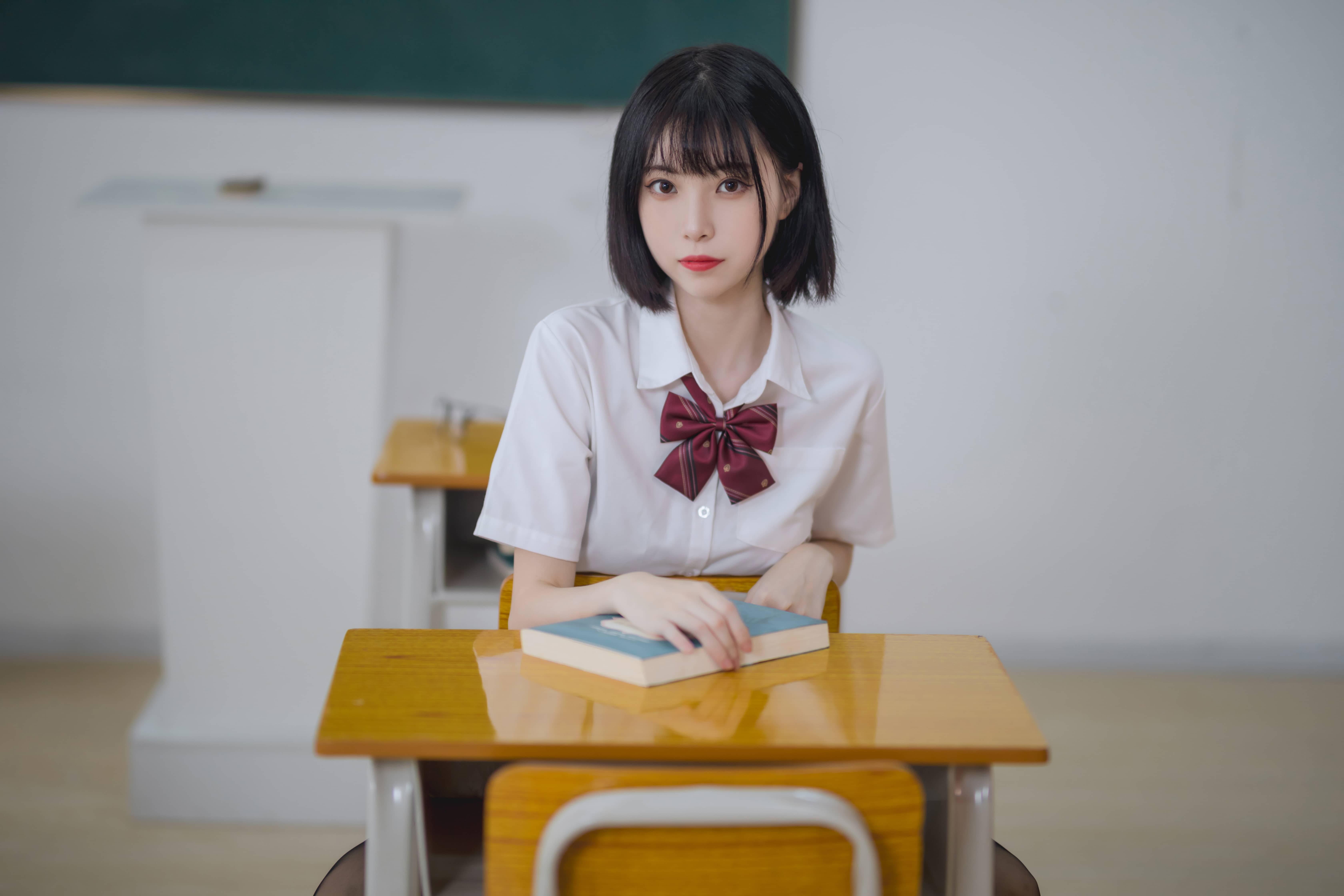 无内鬼，来点好看的JK