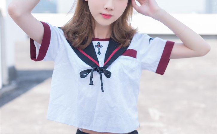 男子逗狗反被狗链子缠住,求助消防获救